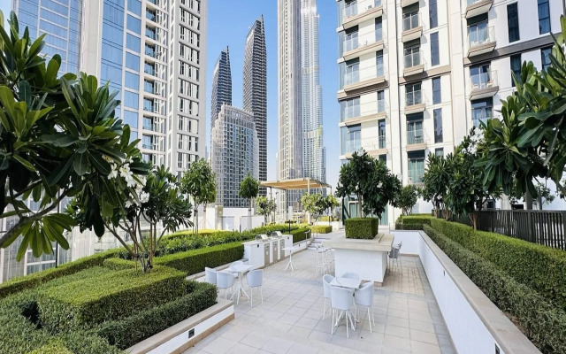 OYO HOME 1349 Burj Crown Luxury 1bed Apartment