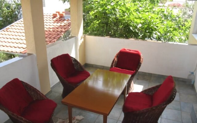Apartment Božidar