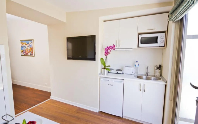 Cheya Hotels & Residences