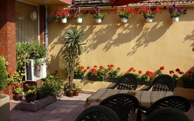 Hotel Color