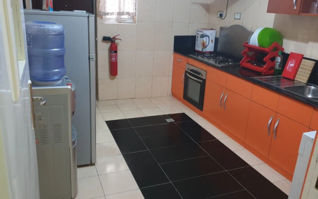 Sim court 1 safe court apartment