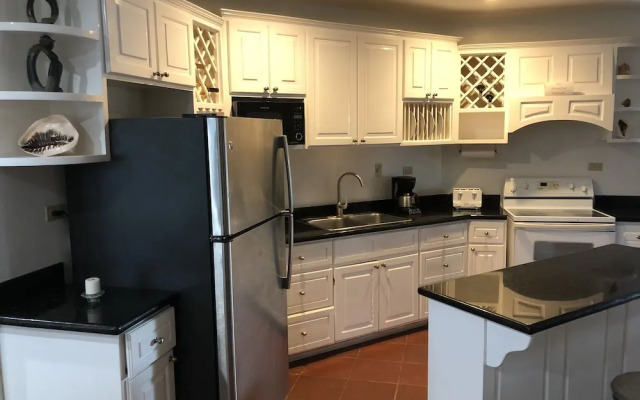 Sea Vue Luxury Vacation Condominiums