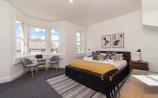 The Pulteney Escape - Bright 4bdr House
