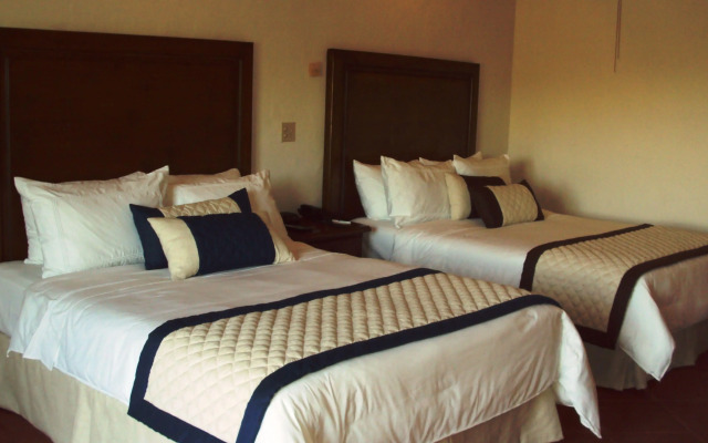 Hacienda Bajamar Golf Resort
