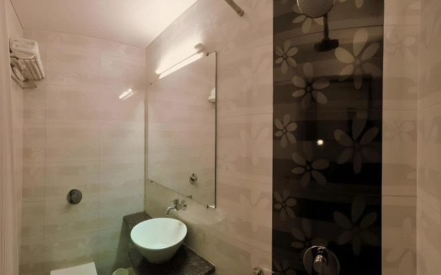 Hotel Poonam