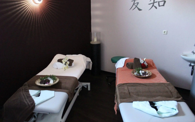 Aqualux Wellness & Tagungshotel