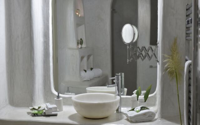 Naoussa Hills Boutique Resort - Adults Only