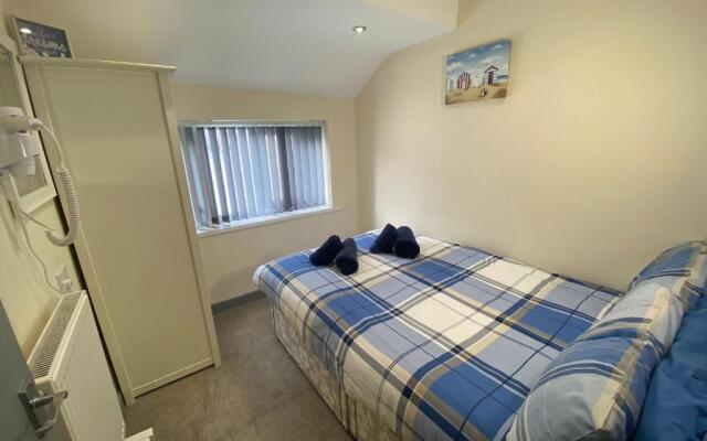 Seaside Suites Superior Apartments