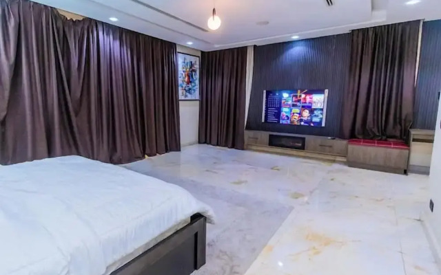 Alim Luxury Apartments