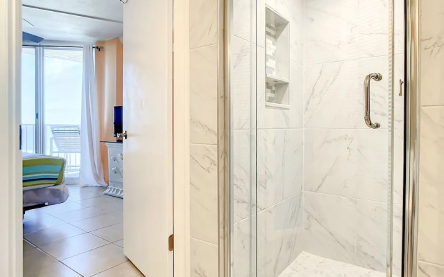 Oceania Beach Club Beachfront Condos