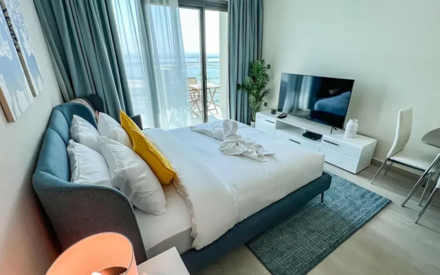 A Relaxing Studio in Aljaddaf - MHH
