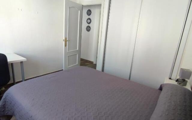 Piso apartamento 3 dormitorios, aire acondicionado