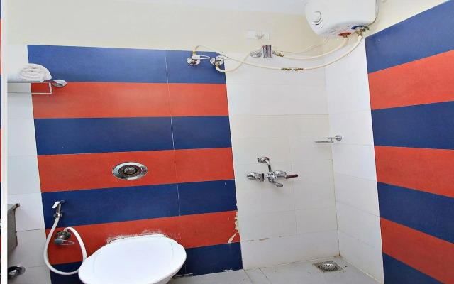 OYO 10950 Hotel Hills Palace