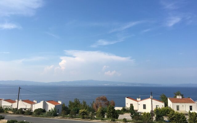 Deluxe Sea View Maisonette