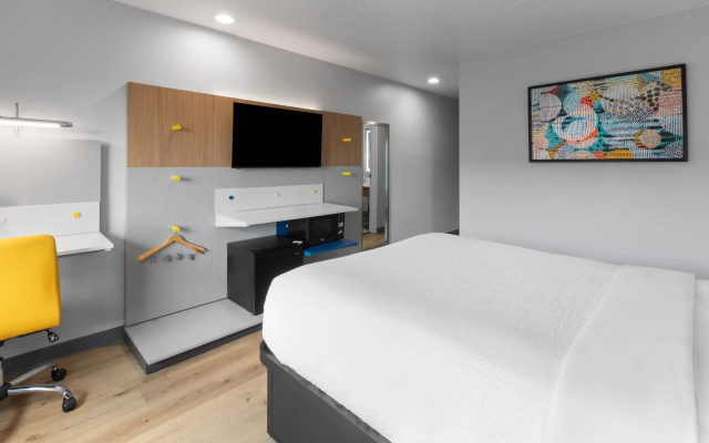 Microtel Inn & Suites by Wyndham Sioux Falls
