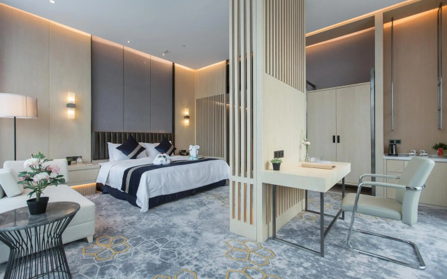 Grand Metropark Liyuan Hotel