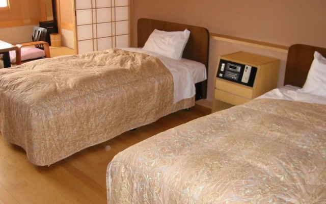 Yuttarino-Sato Inaka