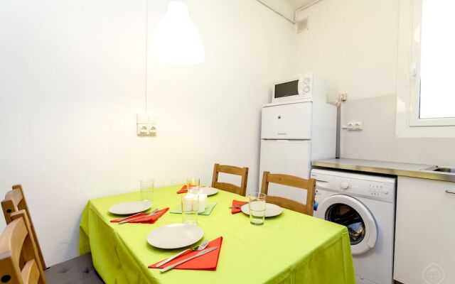 Rentbcn Gaudi Apartments