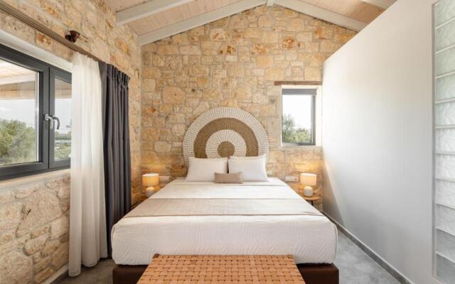 #FLH - "Four Olives" Luxury Rooms