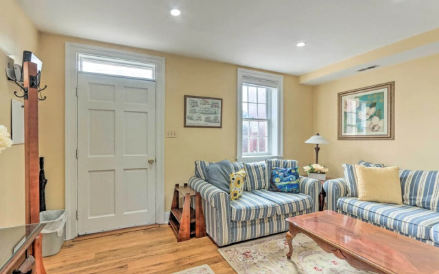 Townhome in Leesburg Historic District!