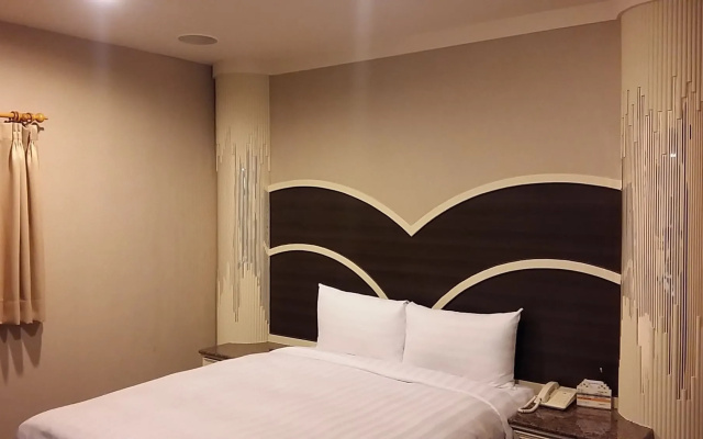 Ta Lee Hotel
