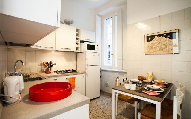 Wanderlust, 3 Bedroom Air Conditioned Apartment in Trastevere