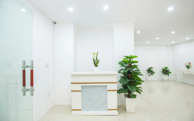 Sumitomo Hotel & Service Apartment 20 Lane 12 Dao Tan