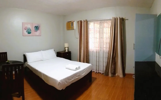 Felli's Guest House