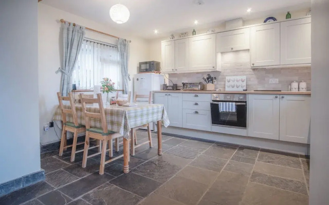 Fferm-Llong - Ship Farm 2 Bed- Rhossili