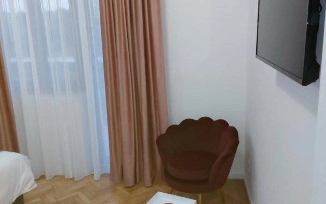 Water Lily Apartment Studio 2 cu parcare gratuita