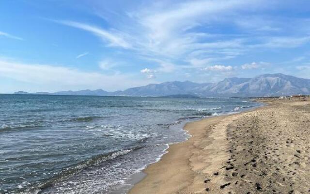 Villa Multifamiliare a 300mt dal Mare