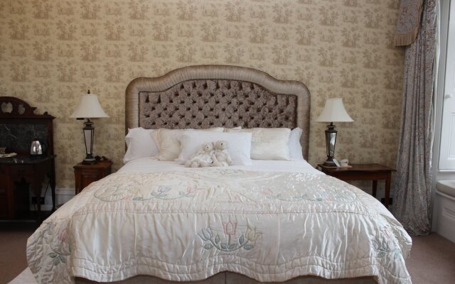 Rossington Hall