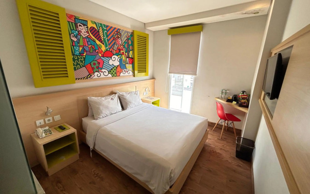 MaxOneHotels.com at Kramat