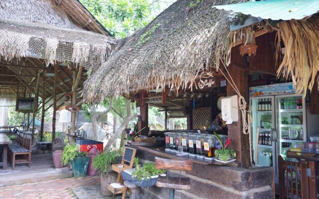 Donsak Orchid Resort