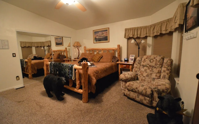 The Bear's Den B&B