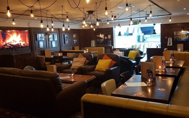 Gatwick Belmont Hotel