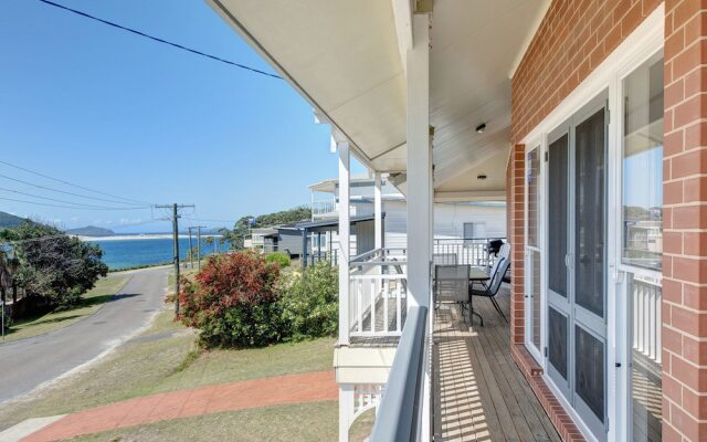 Surf Break - 10B Tuna (Upstairs)