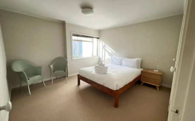 Kohimarama beachside apartment