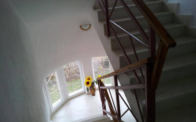 Pandea Guest House