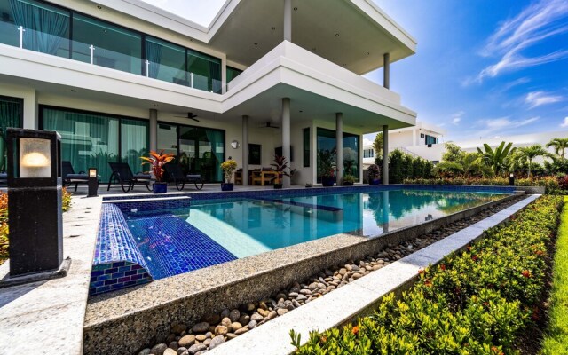 Luxury 6 Bed Private Pool Villa - LLW