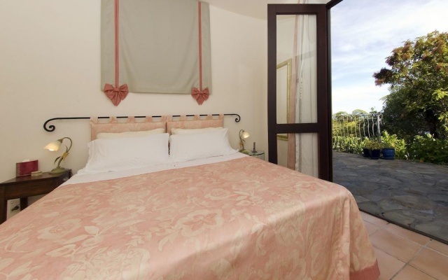 Villa Toscana – Guest Rooms – Whitianga