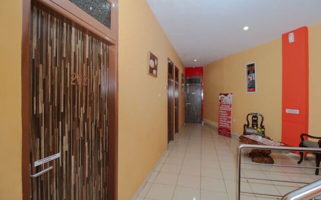 Airy Eco Panakkukang Hertasning Raya Blok C2 Makassar