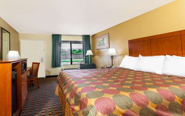 Days Inn by Wyndham Lebanon