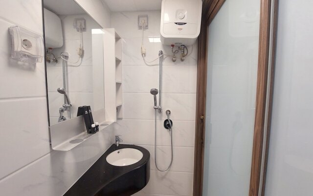 Lavish And Comfortable Studio At Sky House Bsd Apartment