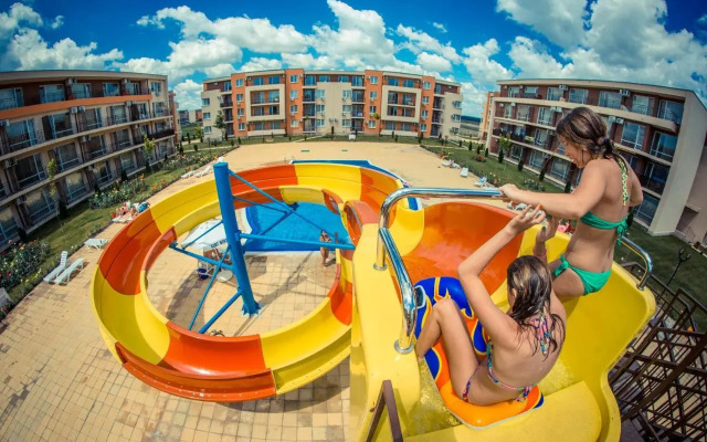 Holiday Garden Resort
