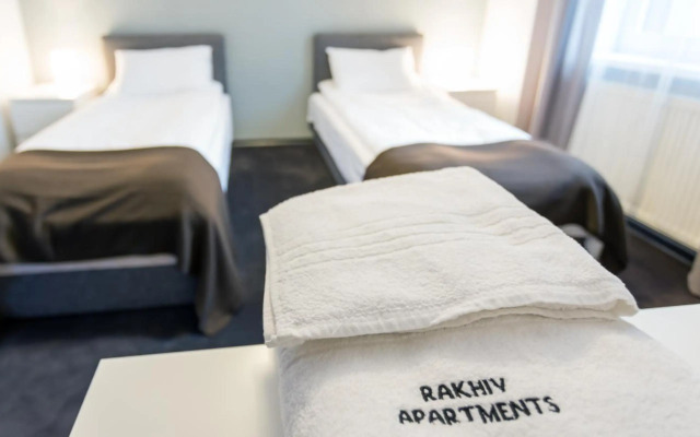 Rakhiv Hotel & Apartments