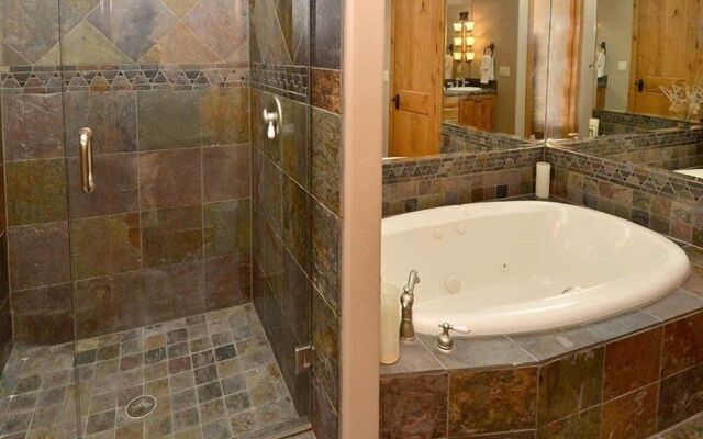 Meadow Brook Chalet