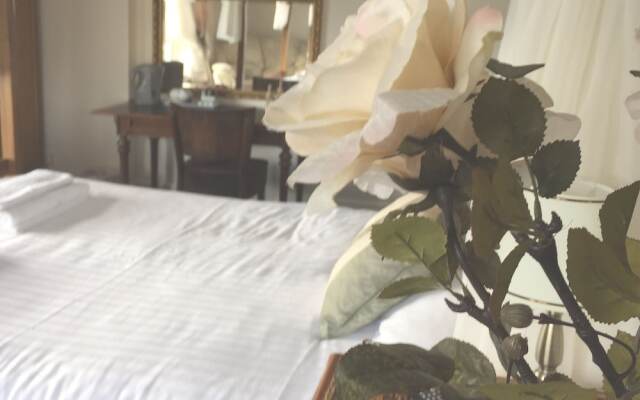 Ivanhoe Hotel