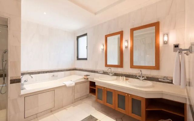 Maison Privee - Prvt Pool & Beach in Luxury Palm Jumeirah Villa