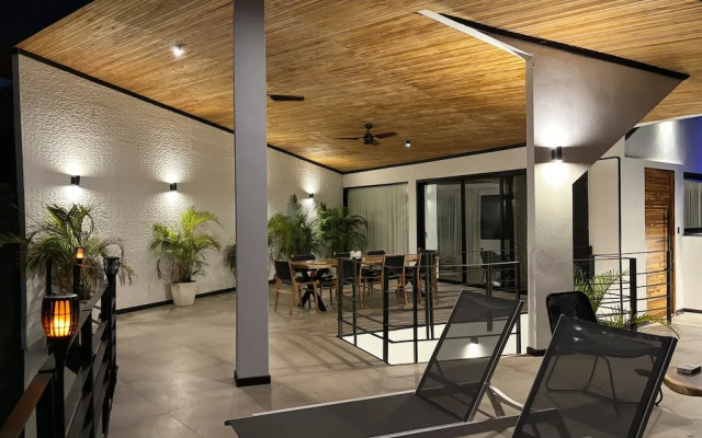 Seataya Oceanview Luxury Villas